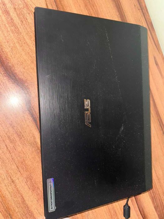 Ноутбук ASUS б/y