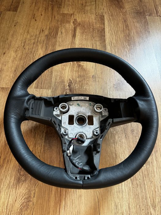 Volan Tesla Model 3 Model Y cu Incalzire