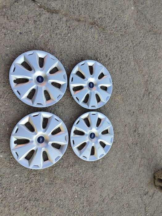 Колпаки на Форд 16 размер