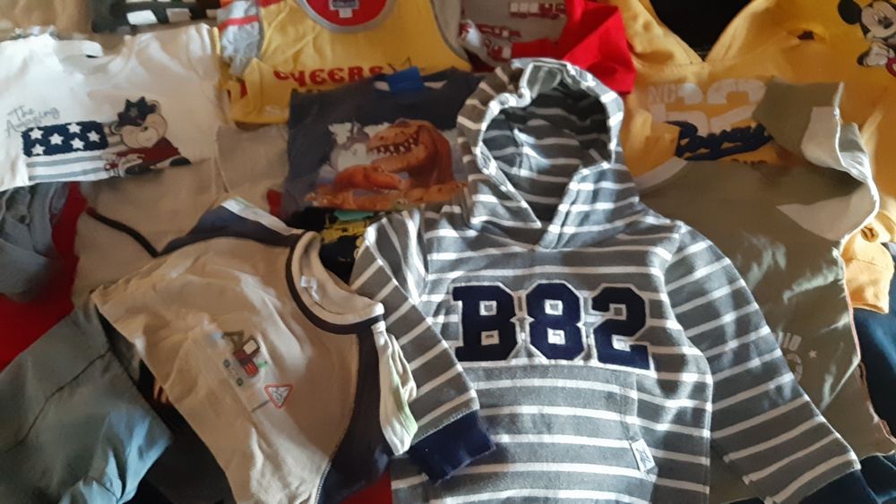 Lot haine băiat toamnă  iarnă   mărimea 92/98