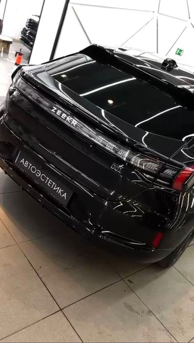 Продам автомобиль Zeekr 001