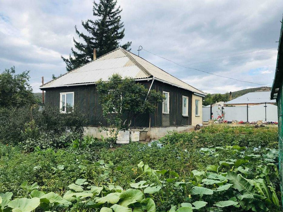 Продам шпальный дом в карьере