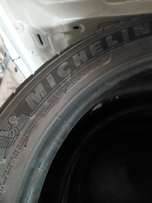 245/45/18" Michelin 4бр.гуми.