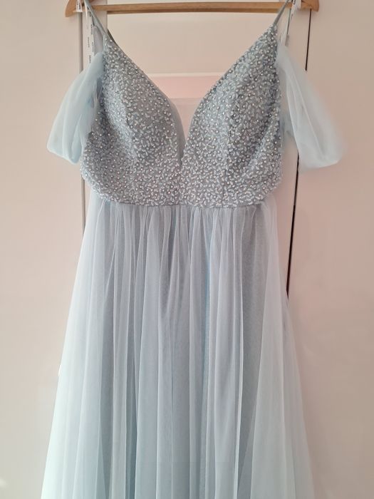 Красива бална  рокля