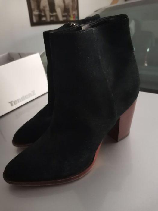 Високи дамски боти