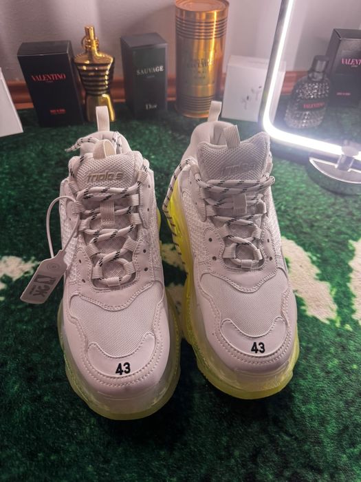 Balenciata triple s