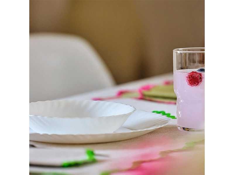 НОВИ! Сервиз за хранене Luminarc Feston 18 части