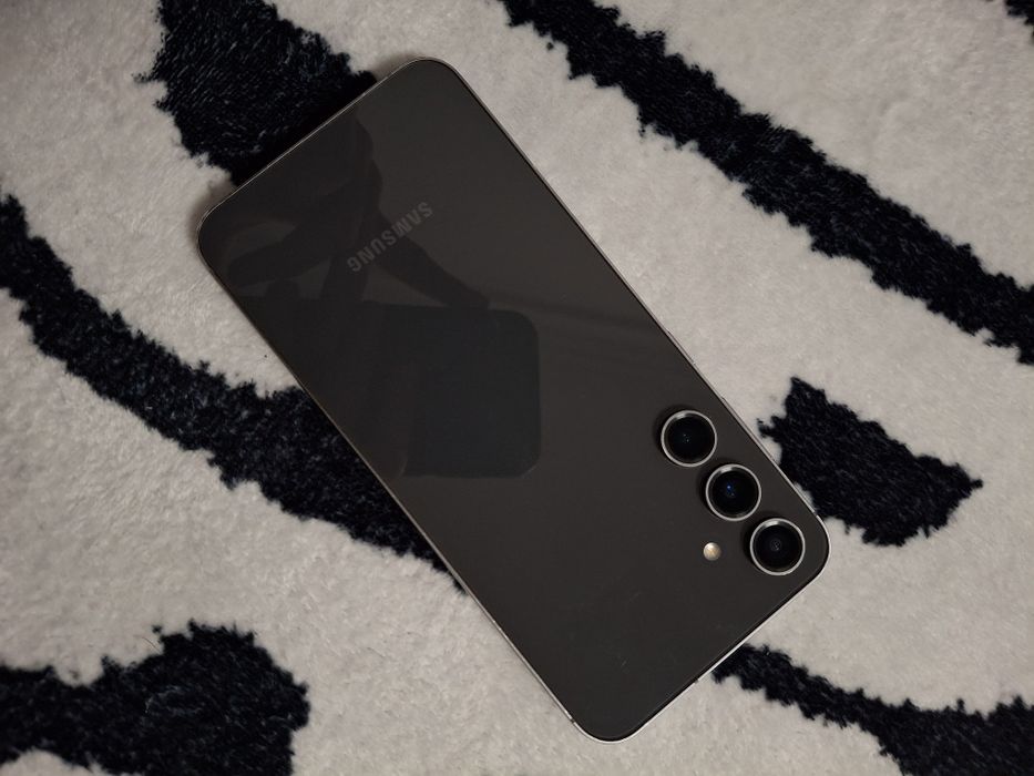 Самсунг с23 фе 128