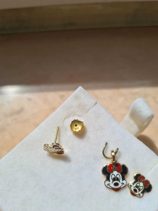 Set Cercei aur si pandantiv Minnie Mouse