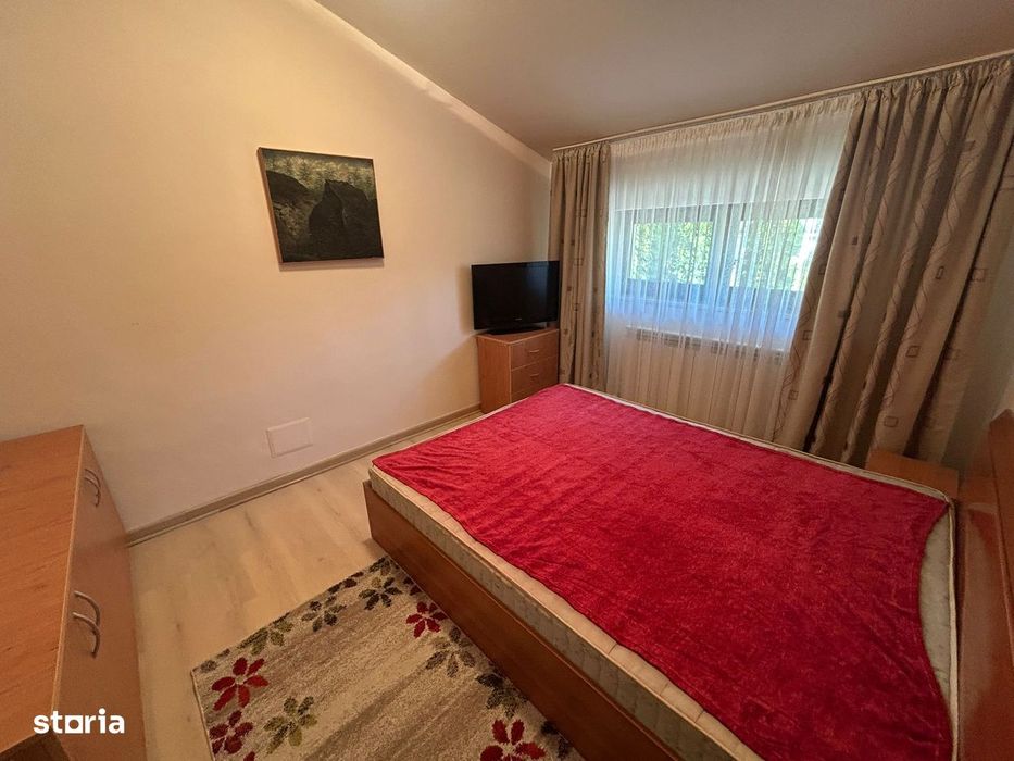 Casa tip duplex - zona Cetate