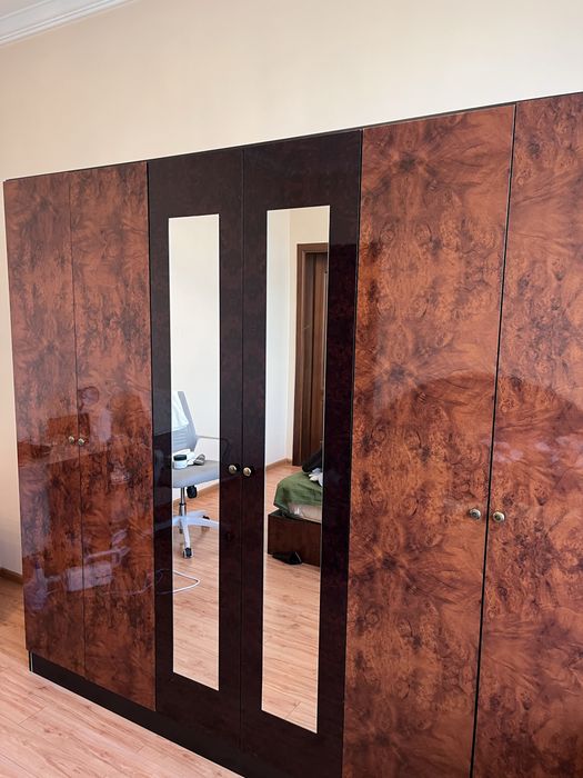 Спальный шкаф для одежды