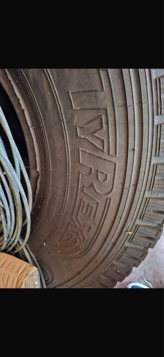 А/м шины TyRex  12.00 R20 для гр. а/м HOWO почти новые