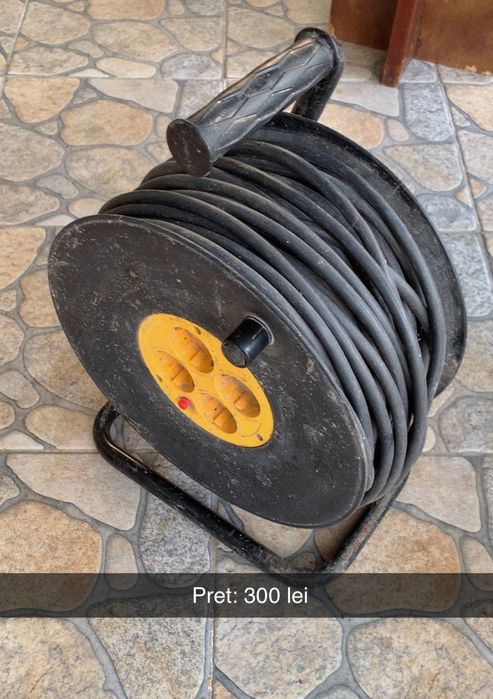 Rola cablu electric