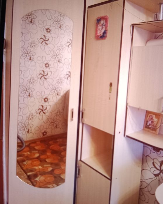 Продам подростковый спальный гарнитур