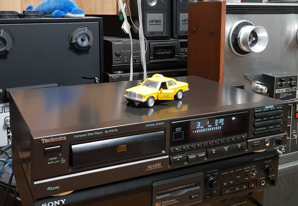 Compact Disc Deck Audio Stereo Vintage TECHNICS SL PG377A Black