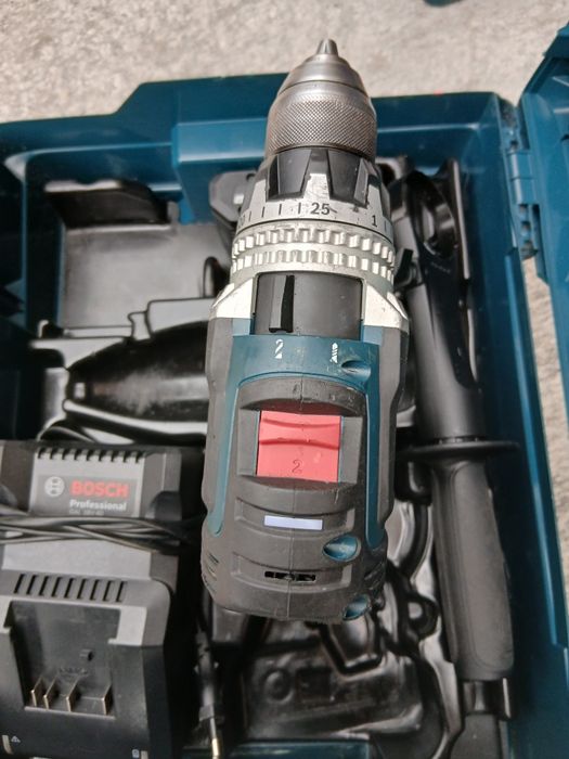 Акумулаторна Безчетков винтоверт Bosch  GSR 18v-150C