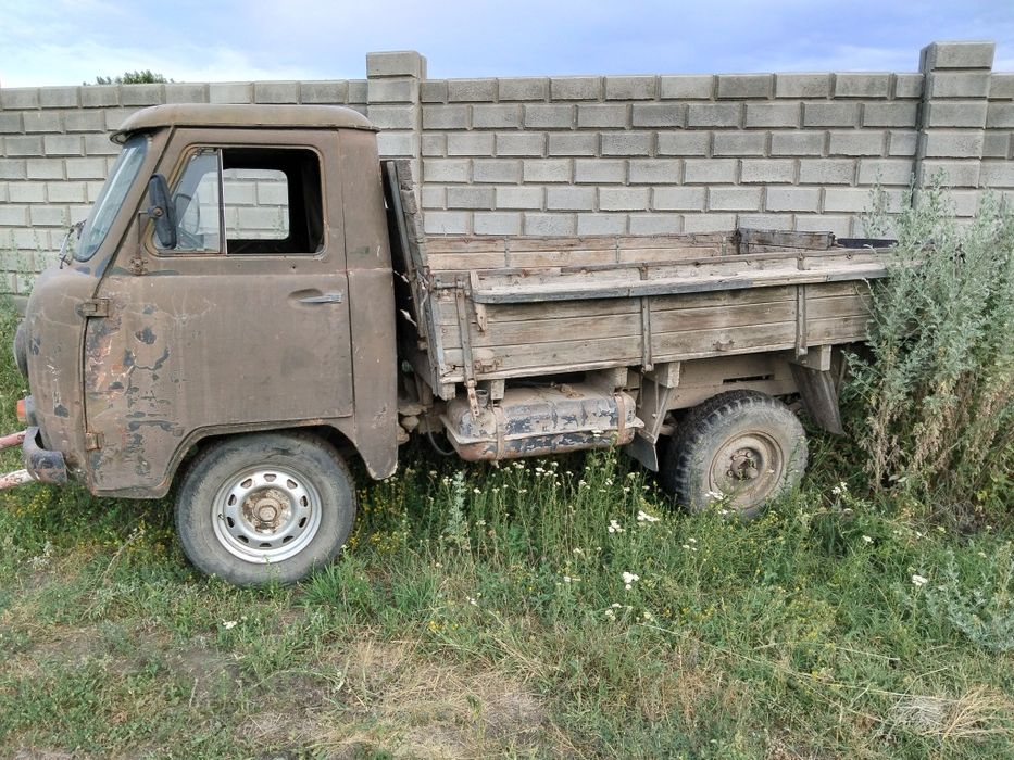 Продам бортовой УАЗ