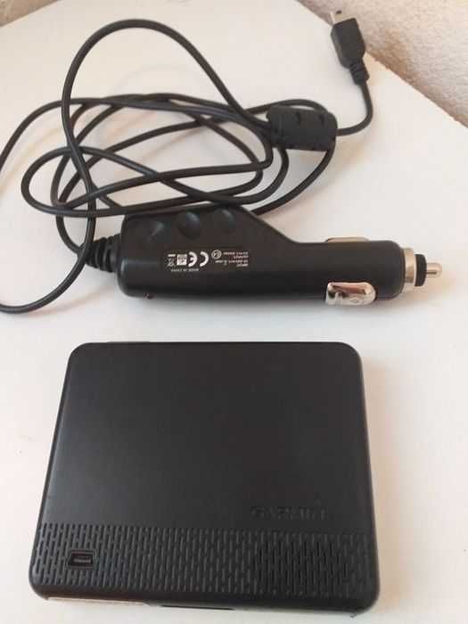 Sistem de Navigatie GPS Garmin Nuvi 1245 si TOMTOM N14644