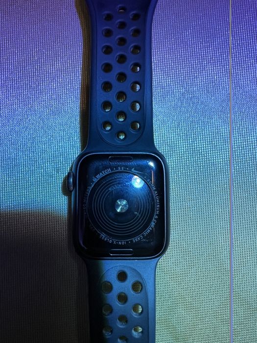 Apple watch se 40mm 1год горянтие