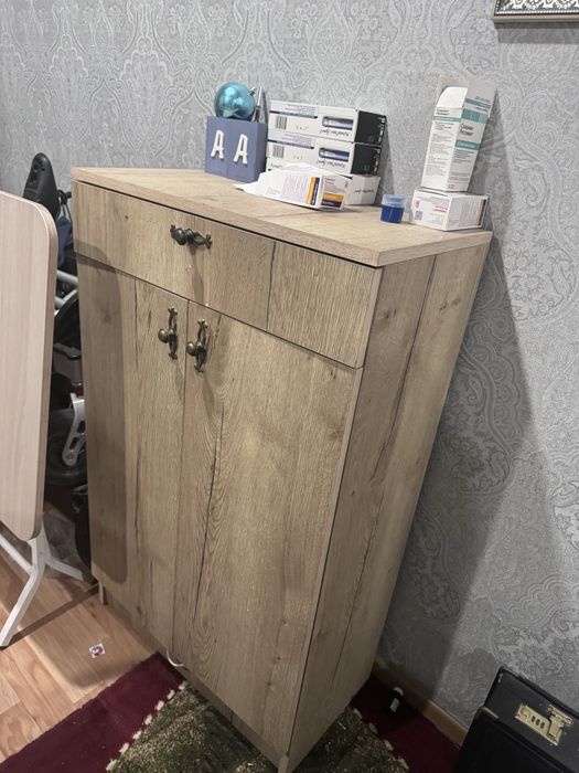 Тумбы мебель  разная