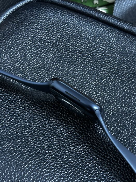 Продам Apple Watch 8 45мм Срочно!!!