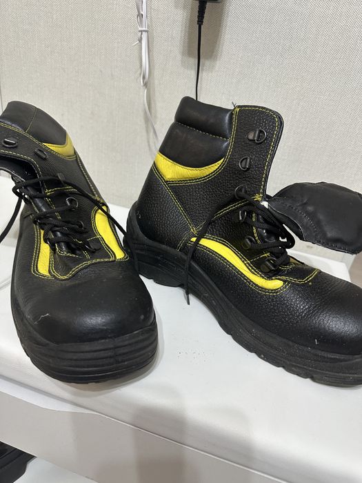 Обувь профессиональная