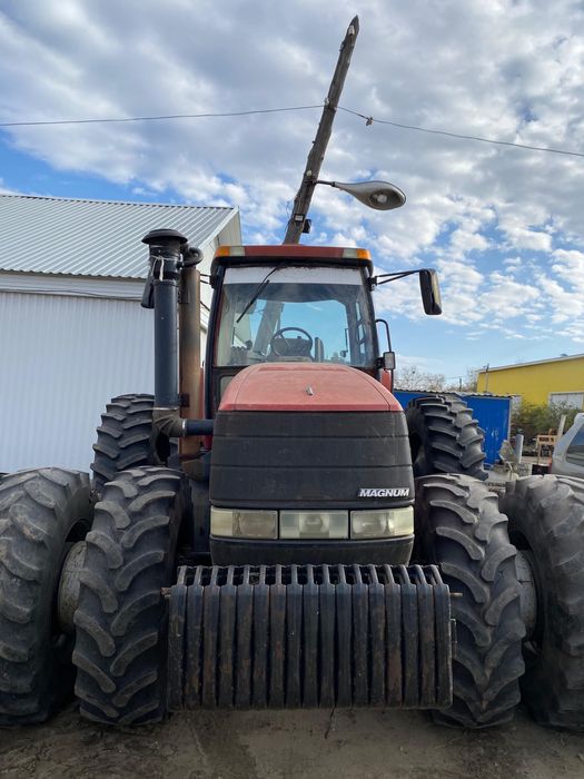 Продам Case Magnum MX285