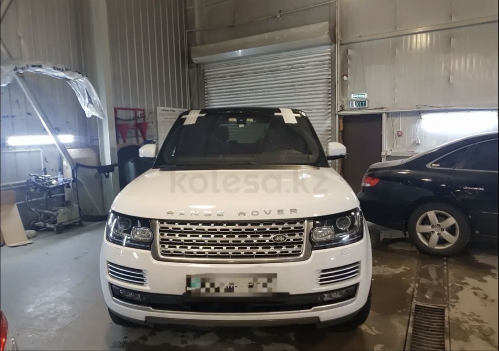 Лобовое стекло Range rover vogue