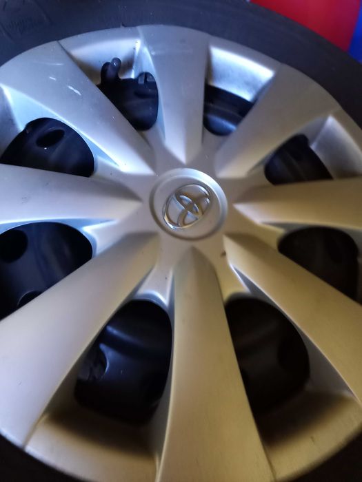 Джанти 15",  5х114,3мм с централен отвор 60,1 за Тойота Аурис