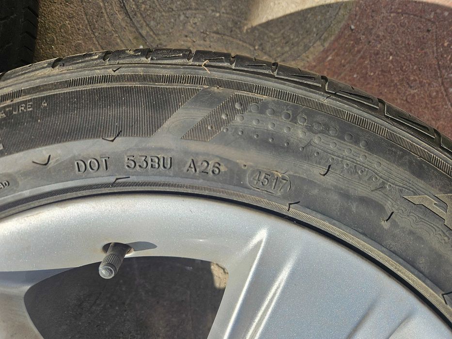 Jante aliaj Bmw cu cauciucuri vara R18 225/40 ZR18 92Y