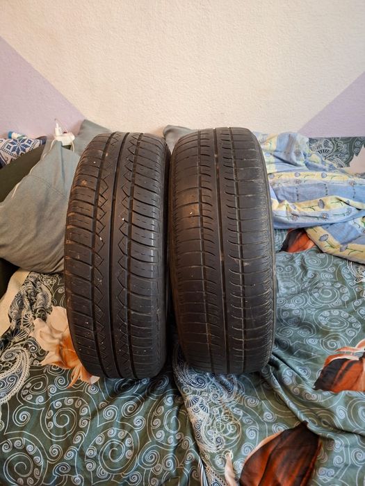 Vand 2 roti sunt in stare buna  , pretul este de 100 lei bucata!