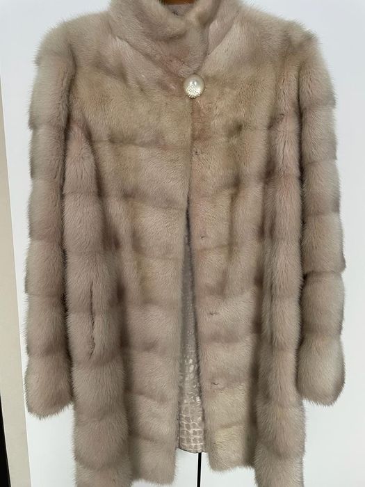 Продам шубку норковую