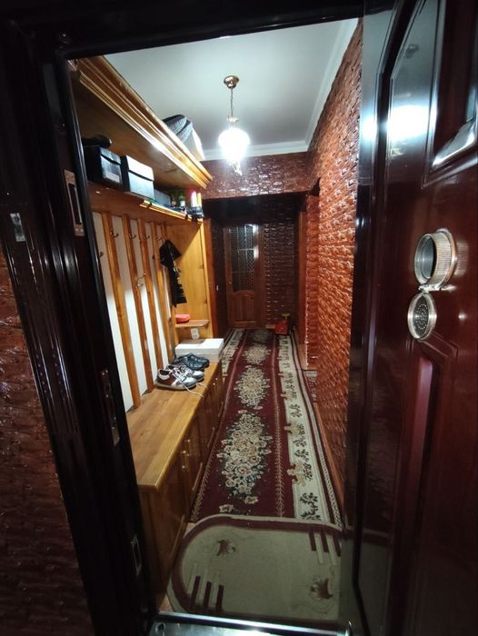 Sagdianadan srochna 3xonali kvartira ijaraga beriladi beriladi