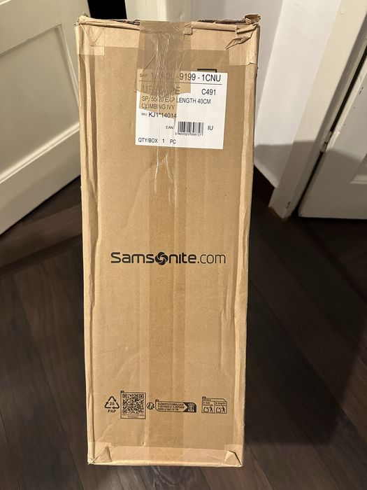 Troller Samsonite 55cm - expandabil Cabin, nou sigiliat.