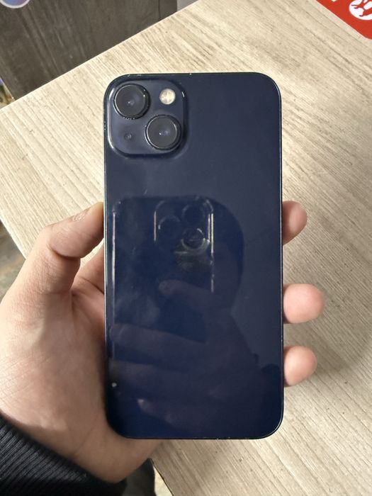 Продаю Айфон 13 на 128 ГБ