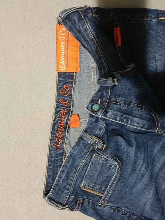 Blugi XL (33) Adenauer&Co