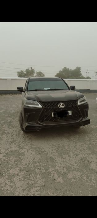 Lexus LX570 rangi qora