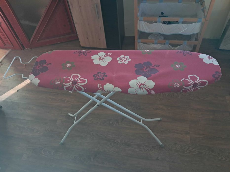 Masa de calcat haine