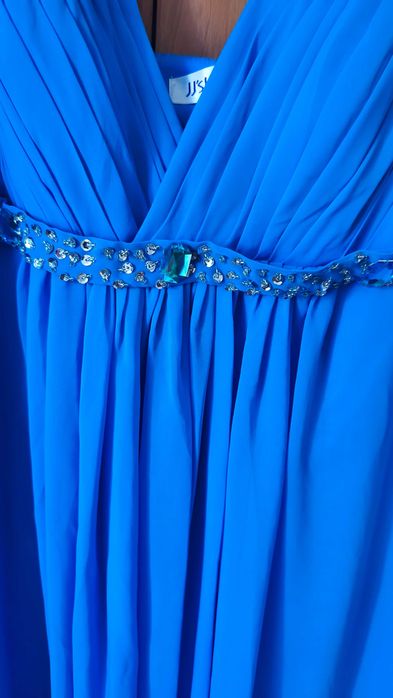 Vând rochie dama eleganta