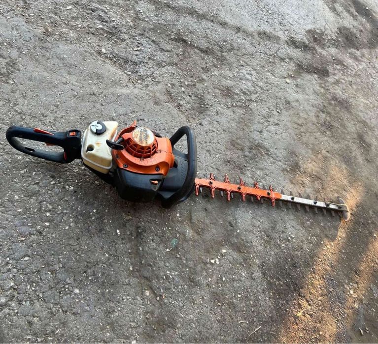 Stihl HS82RL Бензинов храсторез