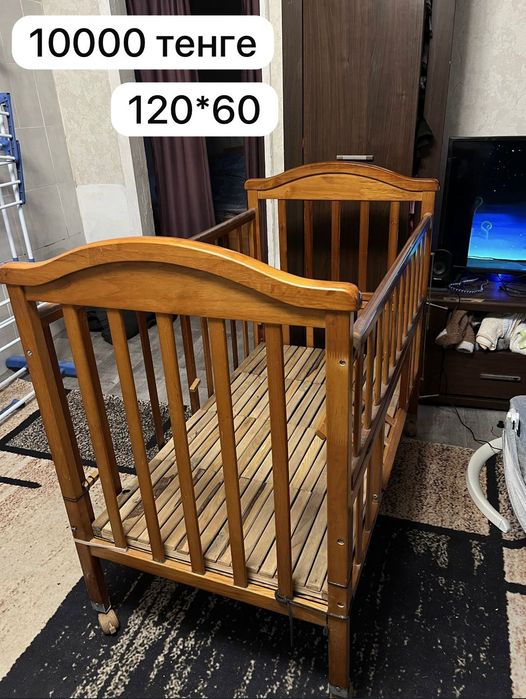 Продам кроватки детские