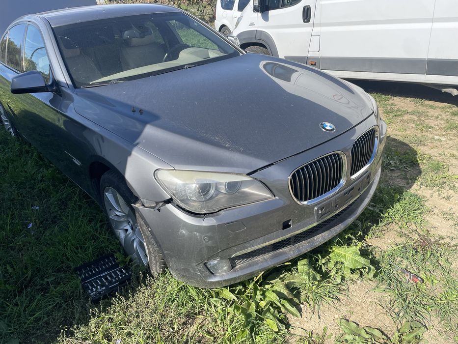 Aripa dreapta fata BMW  F01 F02 seria 7 A52 / 7  Impecabila