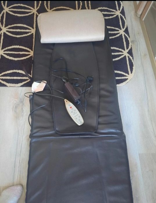 Saltea de masaj cu role si infrarosu