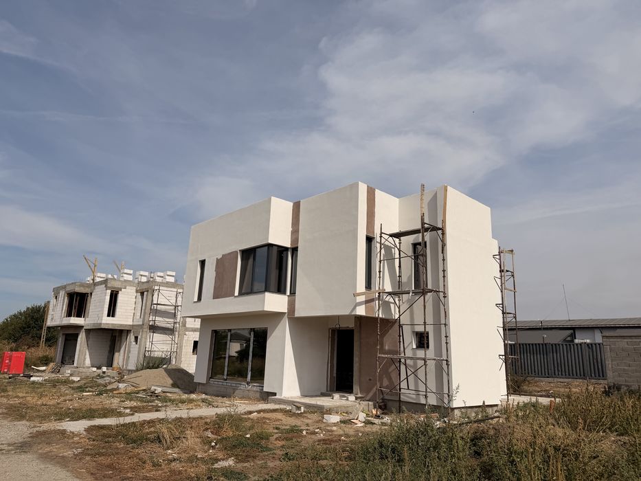 Casa de vazare zona Ford-Hamat-Ionumi ,Fantana de piatra 21