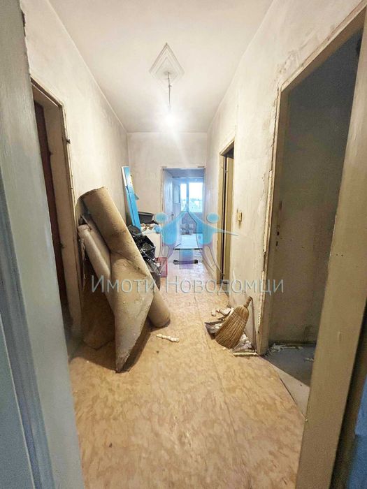 Продава се Тристаен апартамент в Шумен, Пазара - 85 кв.м за 660 €/кв.м - Снимка #6