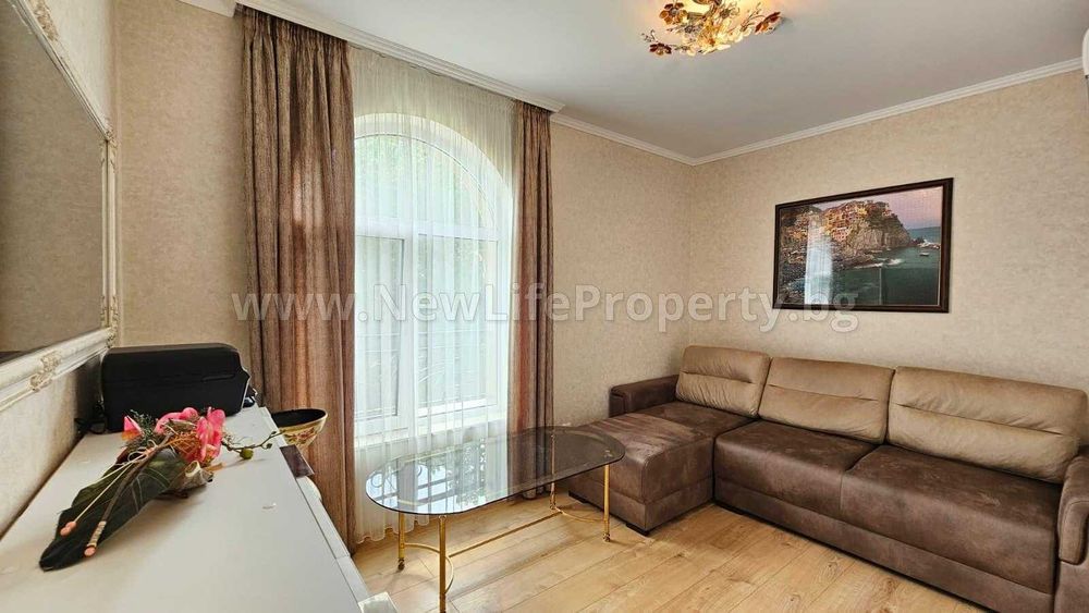 Продава се Четиристаен апартамент в к.к. Слънчев бряг - 120 кв.м за 2000 €/кв.м - Снимка #7