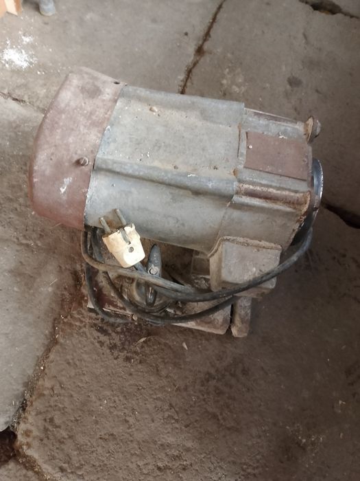 De vânzare motor monofazic