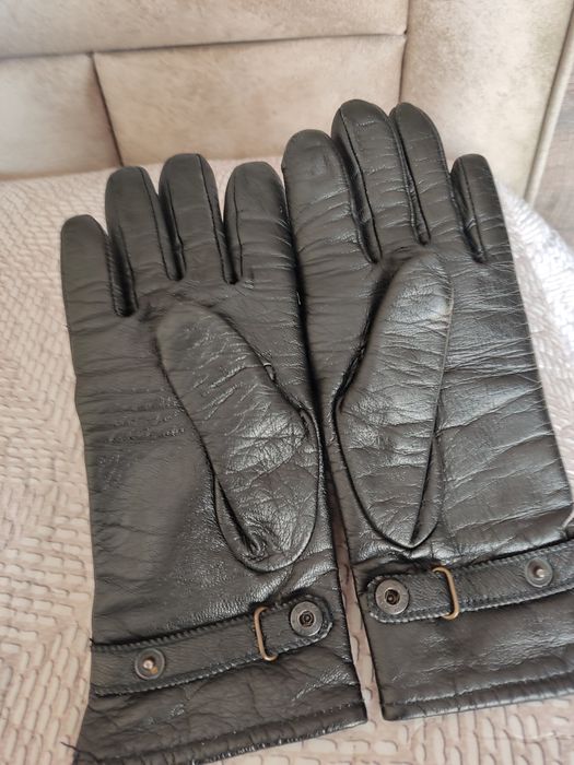 Дамски ръкавици от естествена кожа