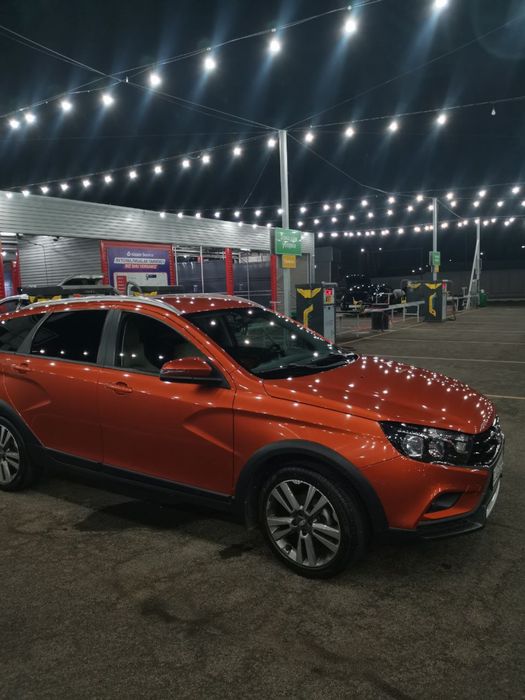 Lada Vesta Cross SW 2022-универсал-вездеход для города и трассы
