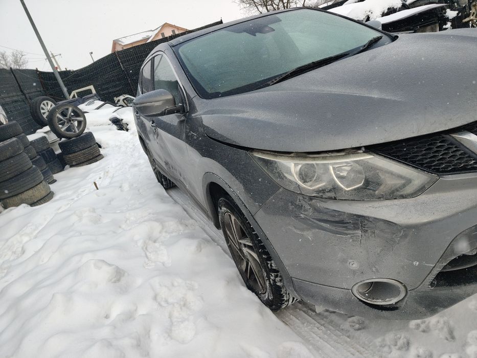 Piese navi plafon geam bara haion punte aripa trager radiatoare ecu punte spate jug planetare clapeta evacuare cutie viteze egr   Nissan Qashqai j11